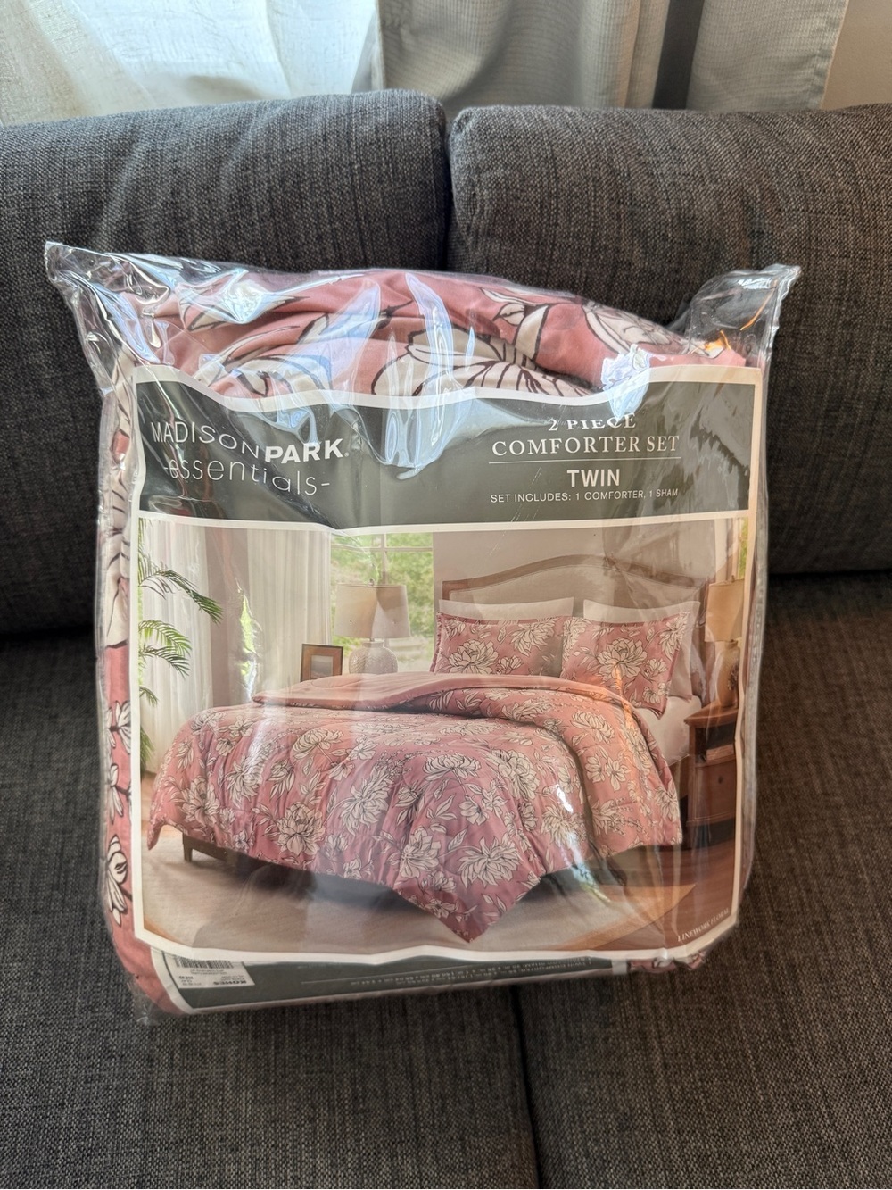 Madison Park Pink Floral Twin Comforter Set twin